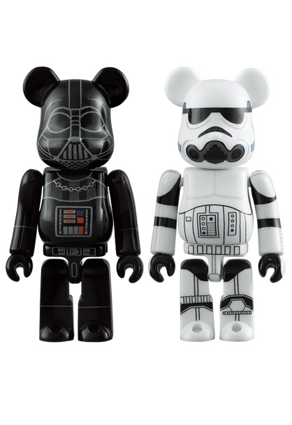 MEDICOM TOY   DARTH VADERTM & STORMTROOPERTM BE@RBRICK STAR