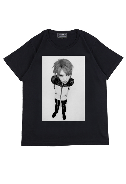 MEDICOM TOY - Amplifier “hide” TEE design G
