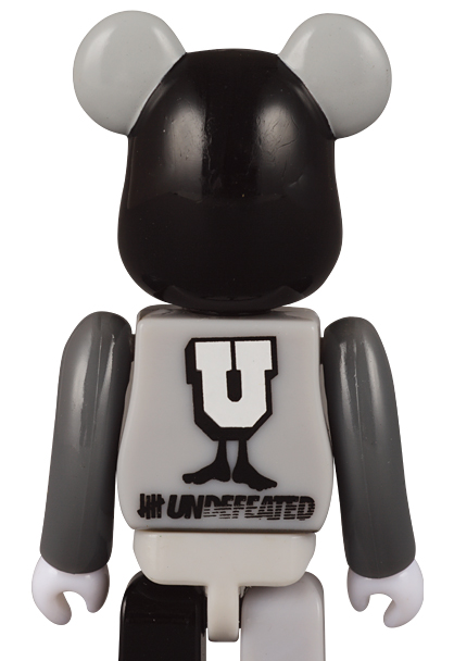 MEDICOM TOY - UNDEFEATED BE@RBRICK
